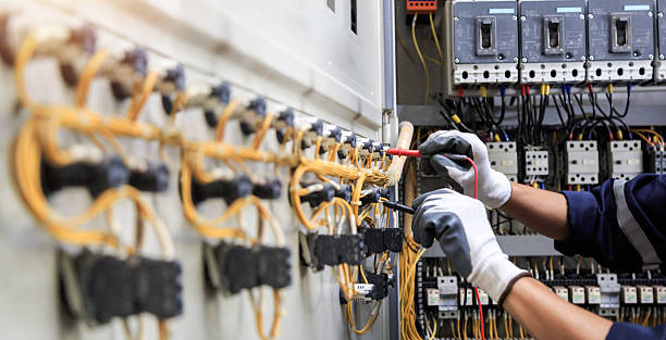 Professional Electrician technician working in Rincon, GA